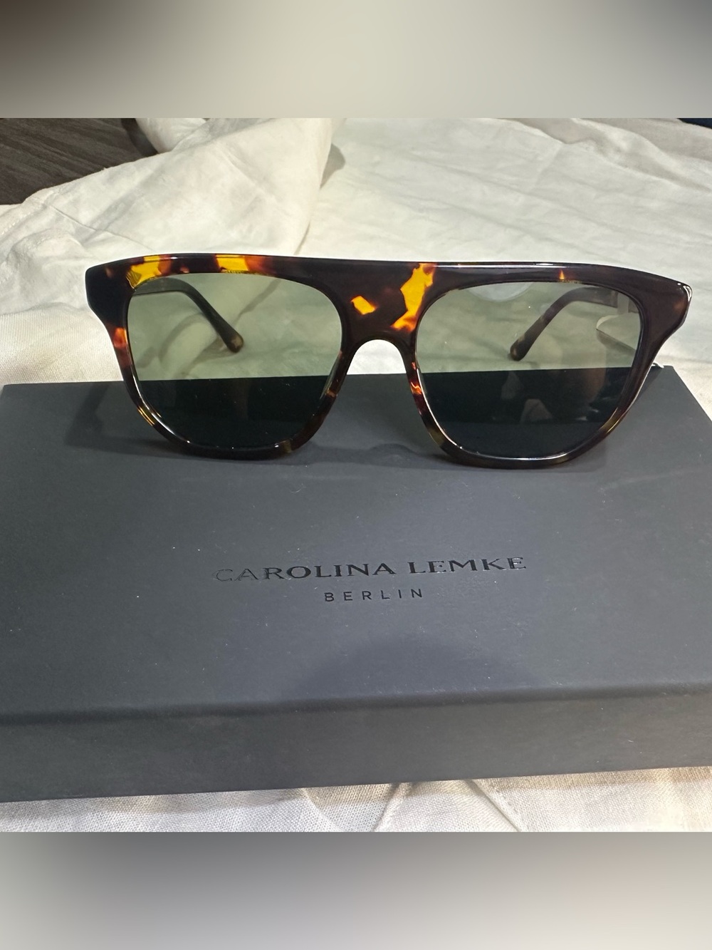 37. NEW Carolina Lemke Tortoiseshell Men's Sunglasses with Green Lenses